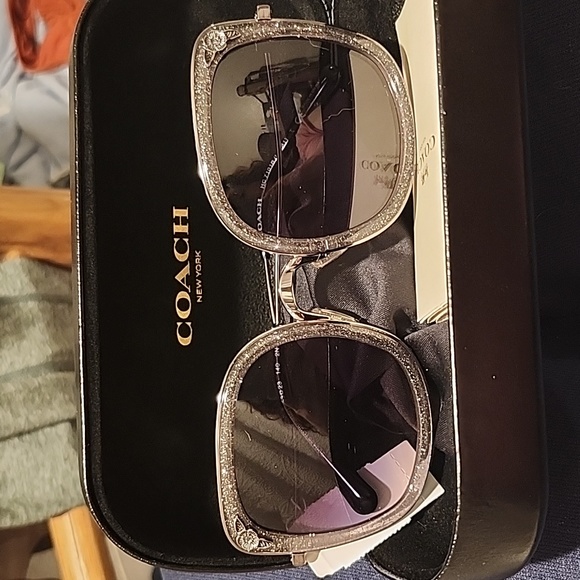 Coach gray gradient sunglasses - Picture 5 of 6